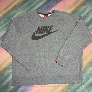 Nike crewneck Gray pullover sweatshirt men’s size 2XL